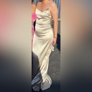 $60 Meshki Champagne Dress